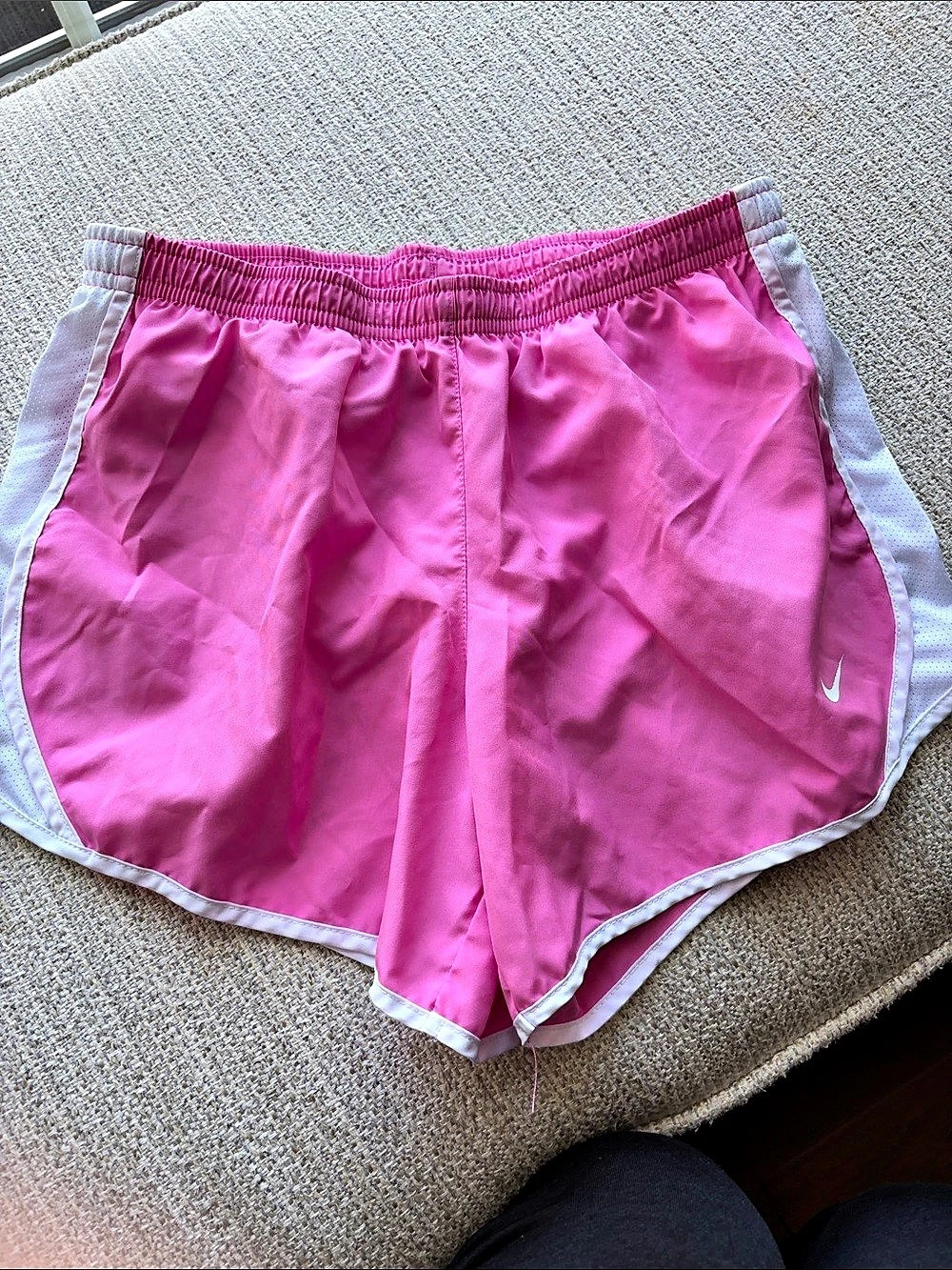 Nike girls Dri-FIT Tempo Running Shorts Pink & White size Large